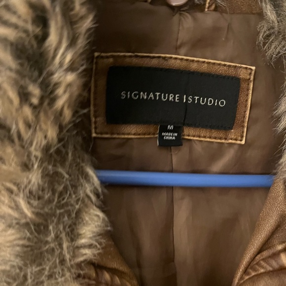 Stylish Designer Jacket - Picture 5 of 10